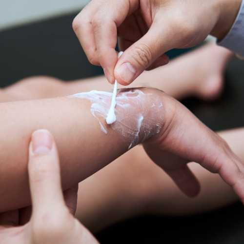 en iyi kas gevsetici krem